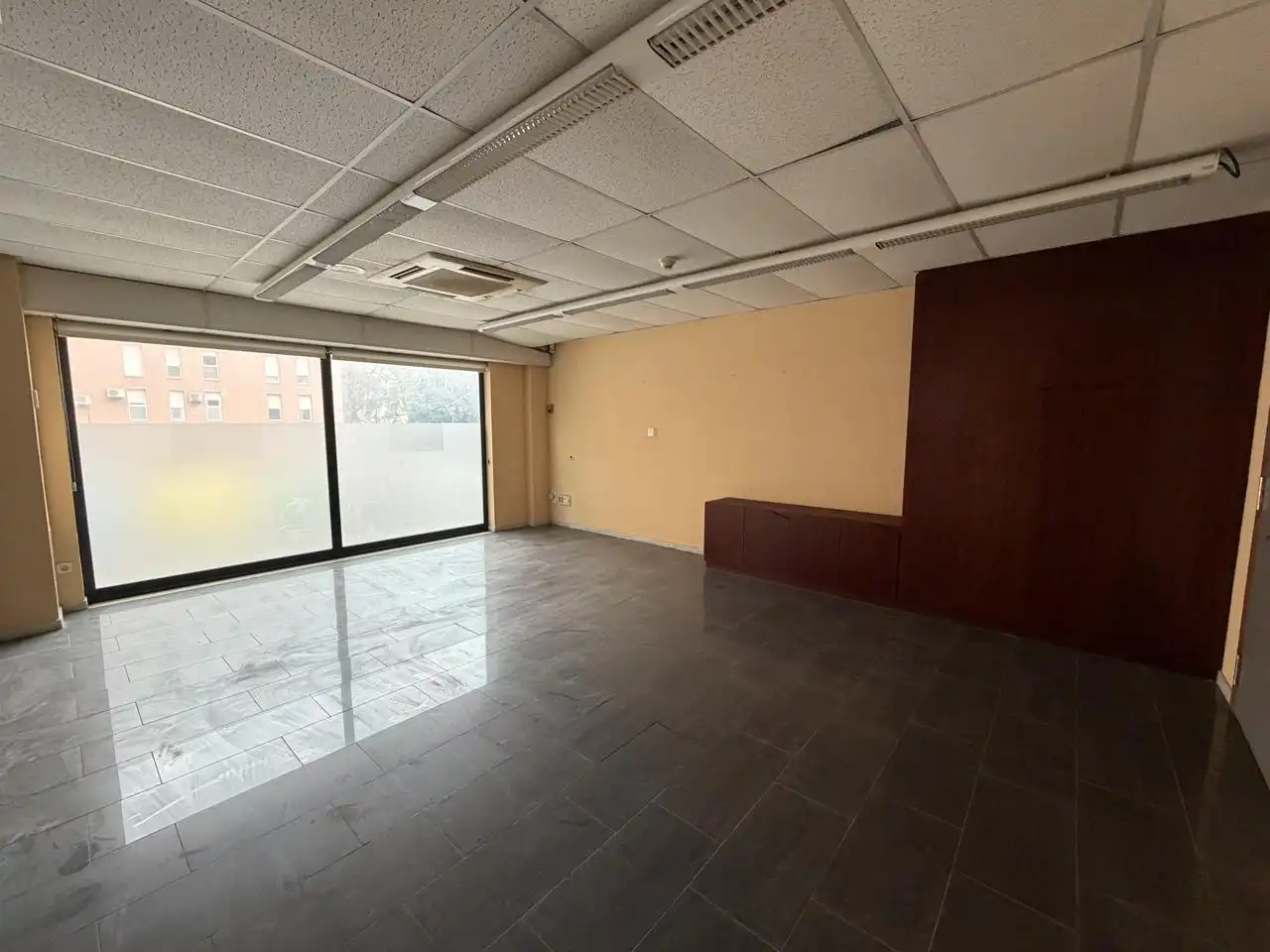Commercial properties for rent in Castelldefels  with Air Conditioner