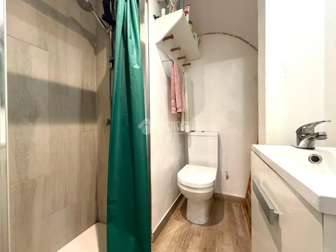 Bany de Pis en venda en Badalona
