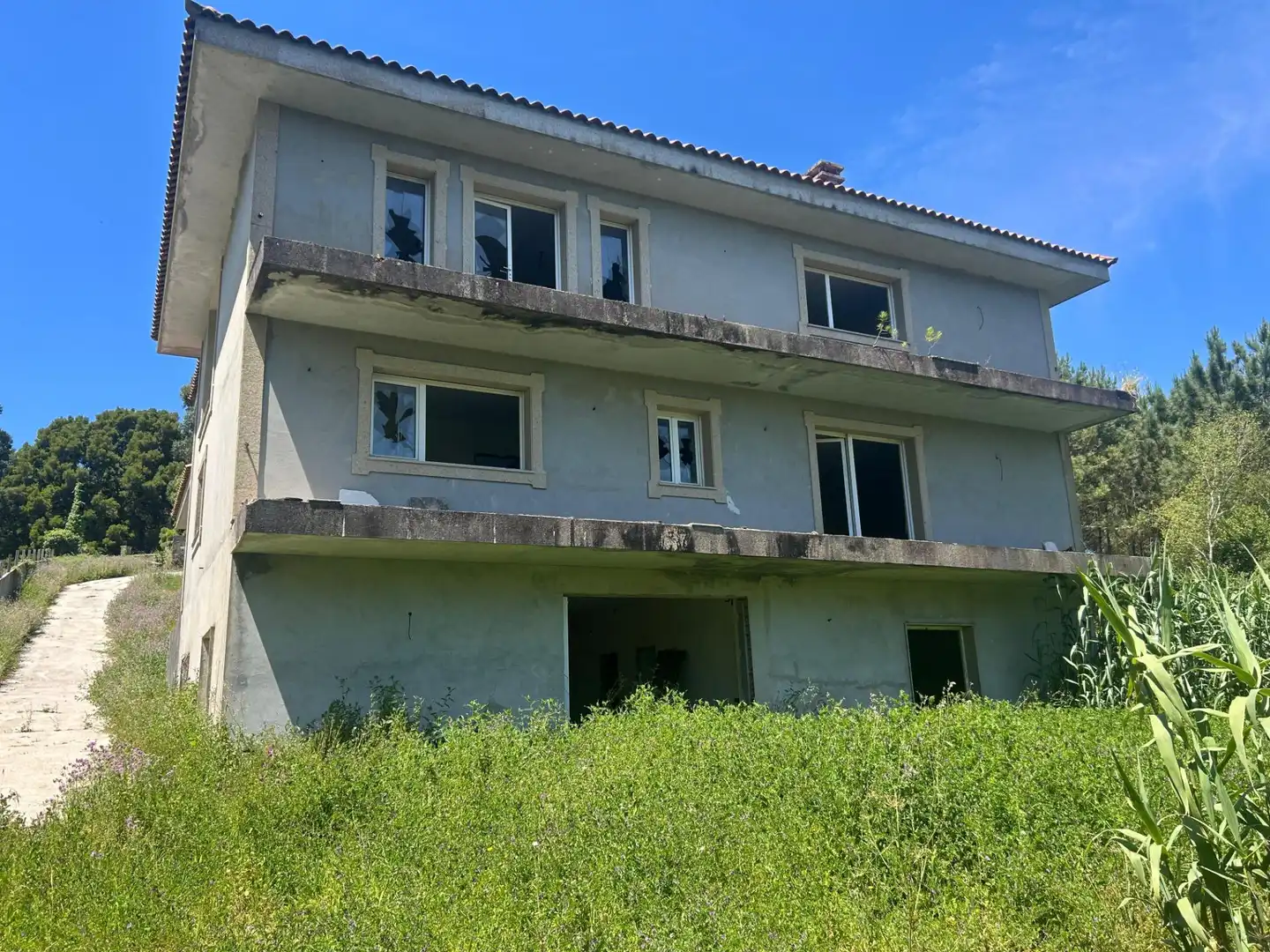 Vista exterior de Casa o xalet en venda en Ribeira amb Terrassa