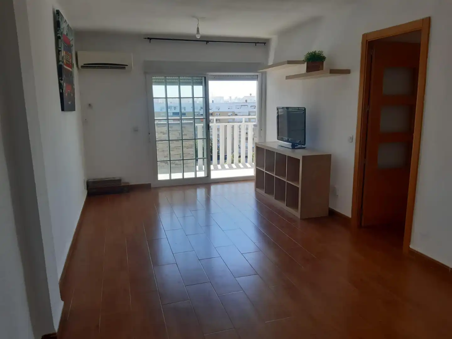 Living room of Flat for sale in Sevilla  with Air Conditioner