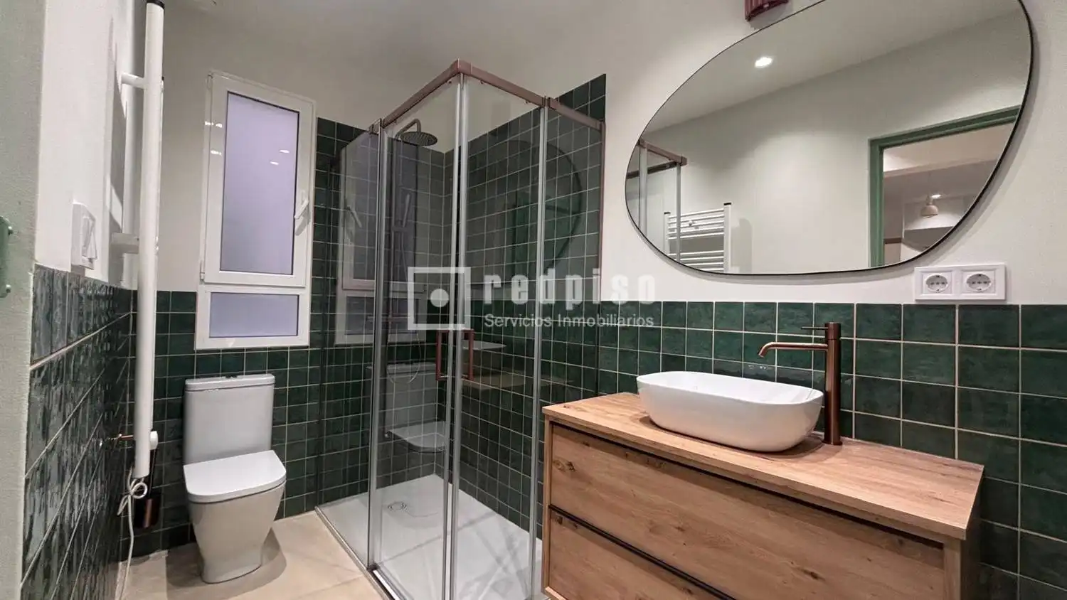 Bathroom of Flat for rent in Murcia  with Air Conditioner