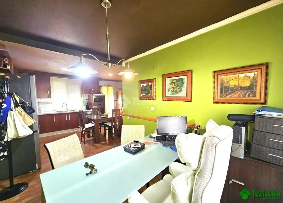 Casa adosada en venta en Pedanías - Extrarradio