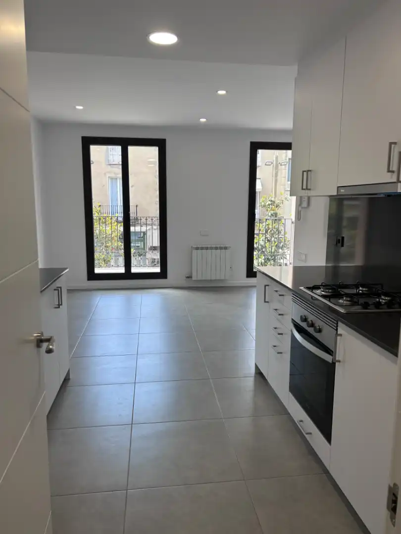 Wohnung zur Miete in Raval de Montserrat, Barri del Centre