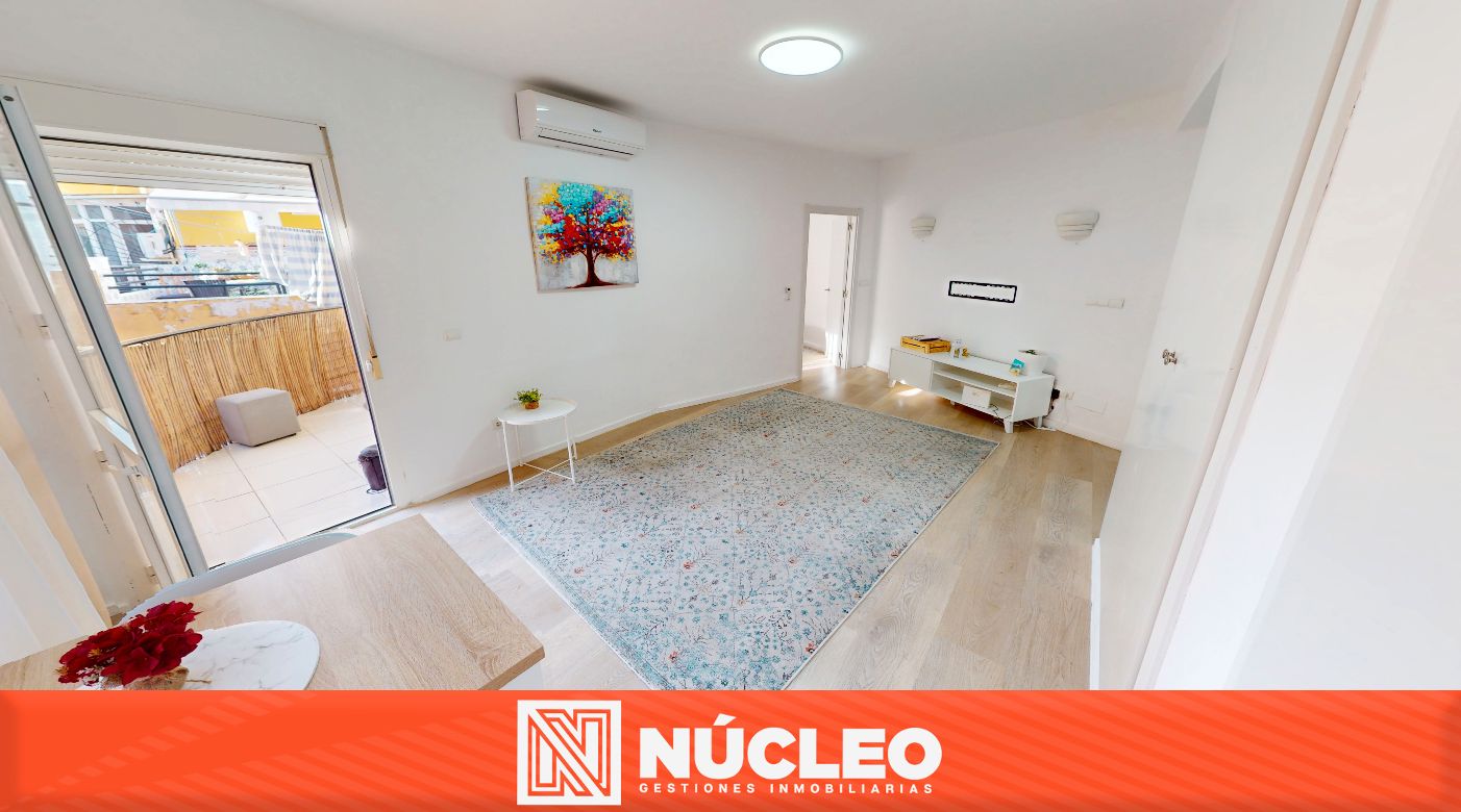 Living room of Flat for sale in Torremolinos  with Air Conditioner, Furnished and Oven