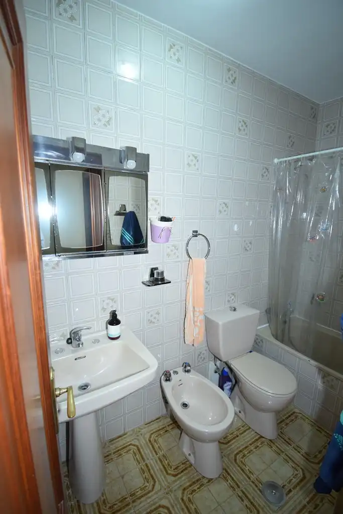 Bany de Casa o xalet en venda en Fene amb Jardí privat, Terrassa i Moblat