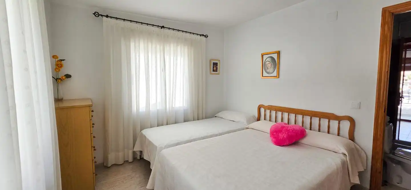Schlafzimmer von Einfamilien-Reihenhaus zur Miete in Santa Pola mit Klimaanlage, Terrasse und Möbliert