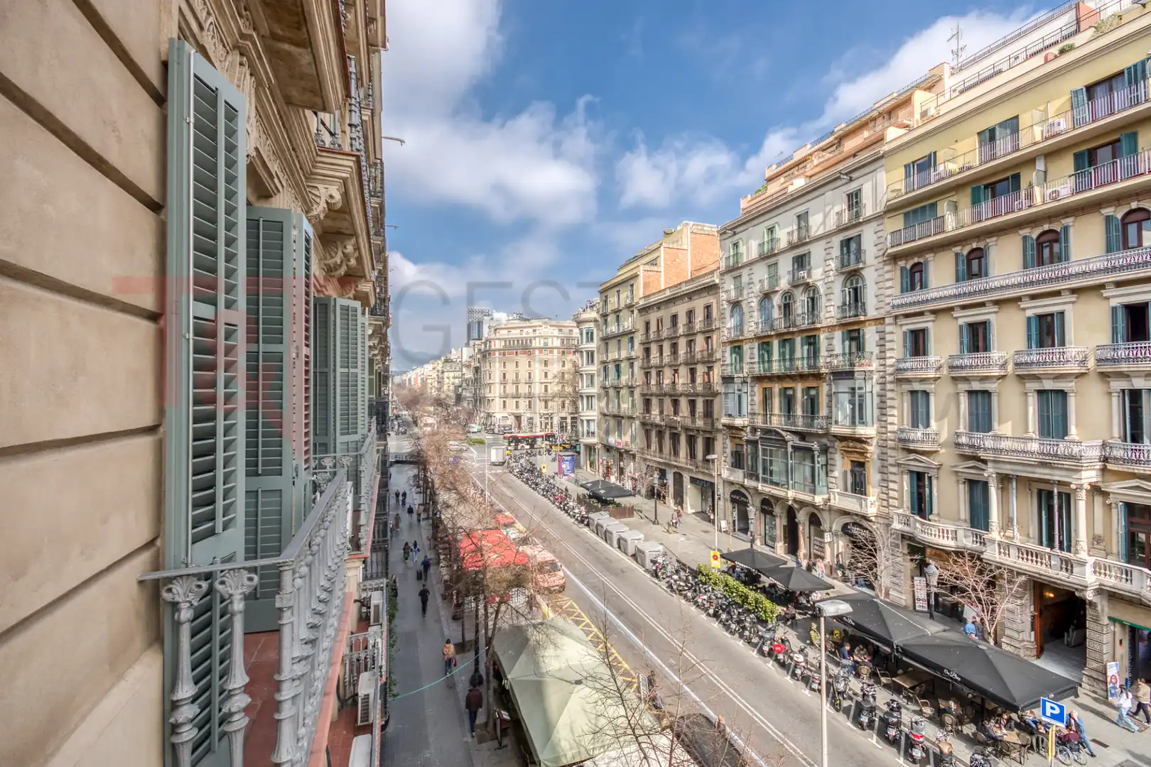Vista exterior de Piso en venta en Barcelona con Aire acondicionado, Horno y Balcón
