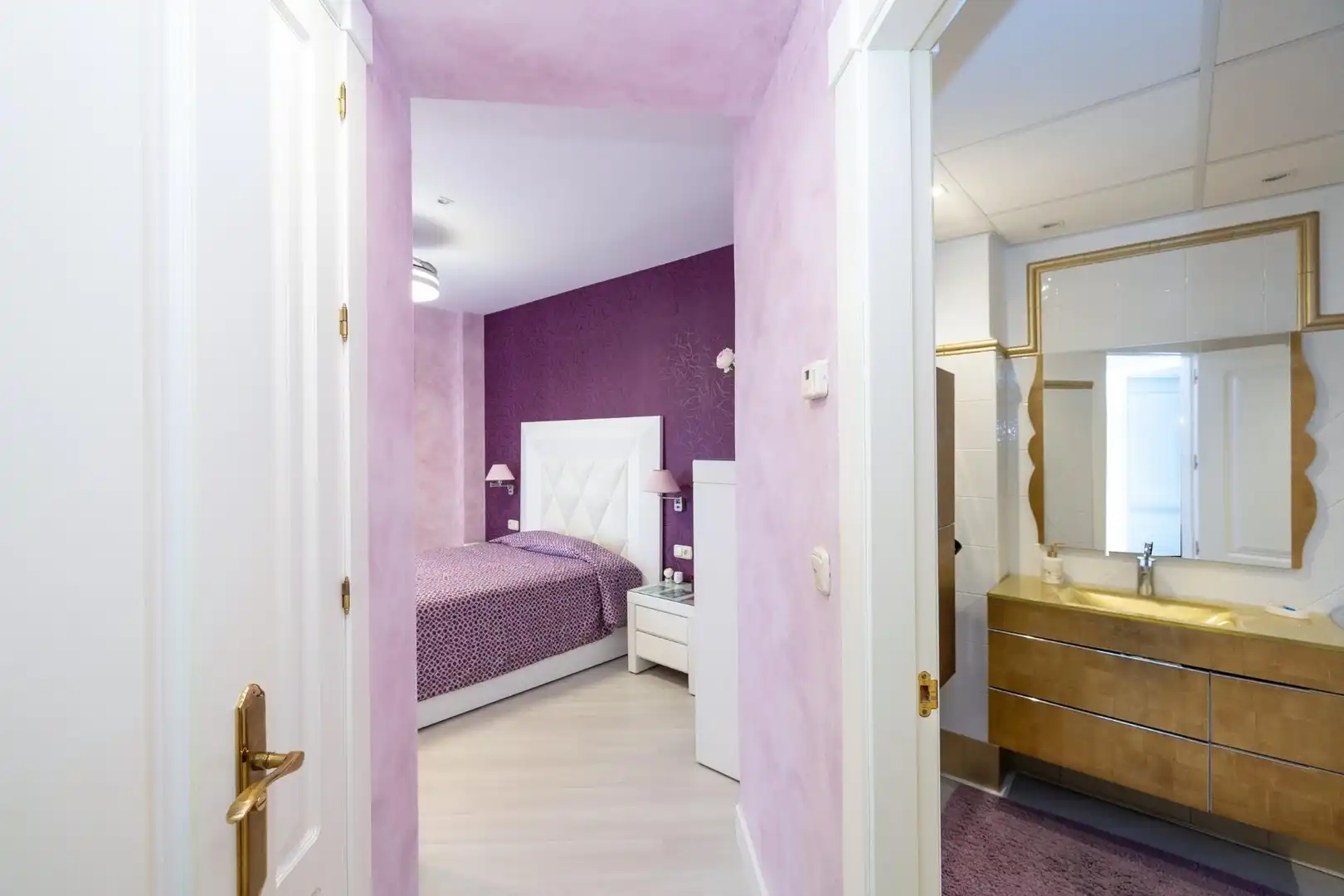 Schlafzimmer von Dachboden zum Verkauf in Motril mit Klimaanlage, Terrasse und Abstellraum