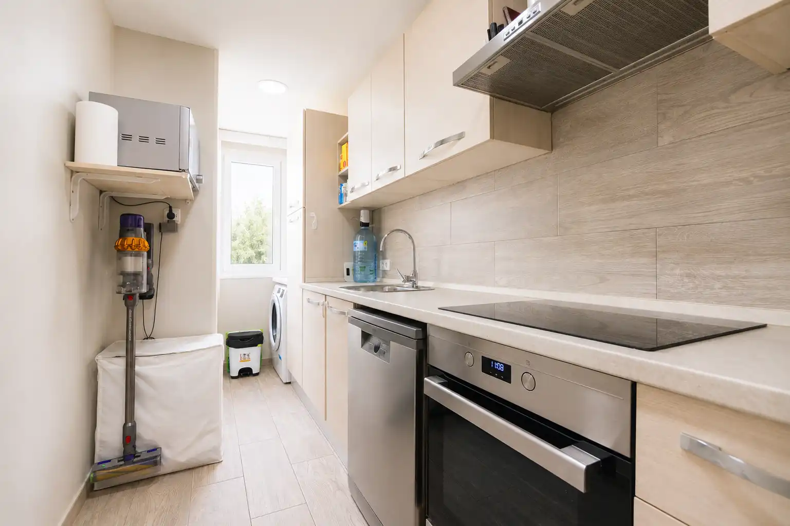 Cocina de Piso en venta en Santa Coloma de Gramenet con Aire acondicionado y Terraza