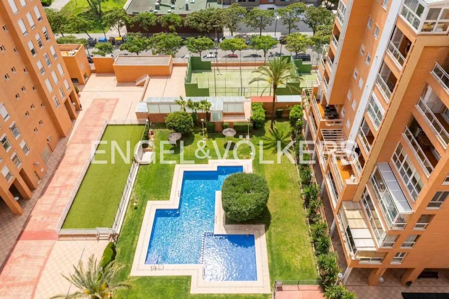 Piscina de Piso en venta en Valencia con Aire acondicionado, Calefacción y Parquet
