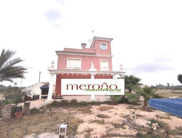 Foto 1 de Casa o xalet en venda a Algorós - El Derramador, Alicante