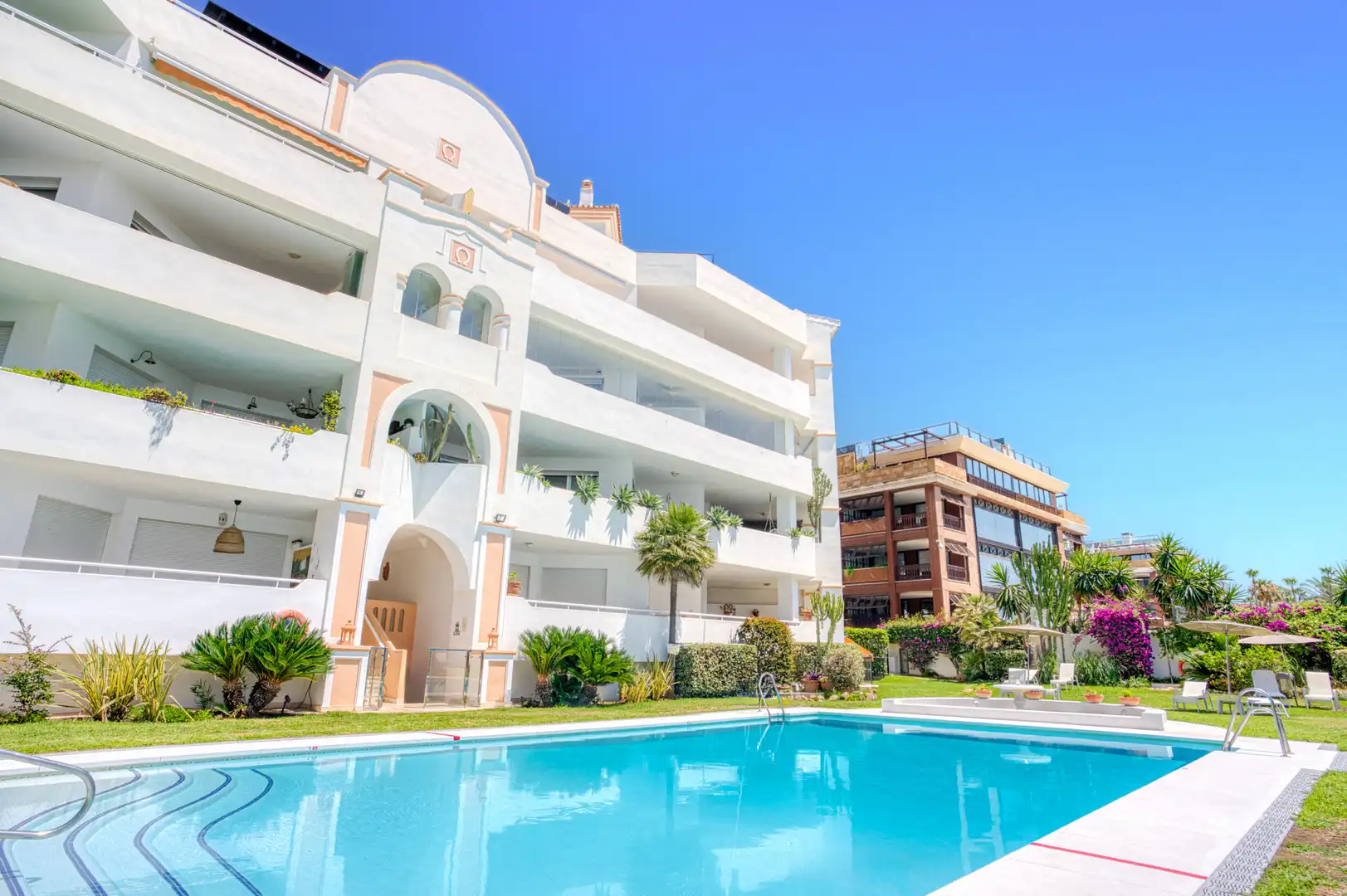 Apartment mit Pool zum Verkauf in Nueva Andalucía, imagen 3