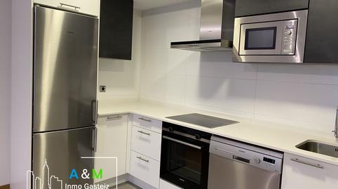 Foto 4 de Apartament de lloguer a Fueros, Ensanche, Araba - Álava