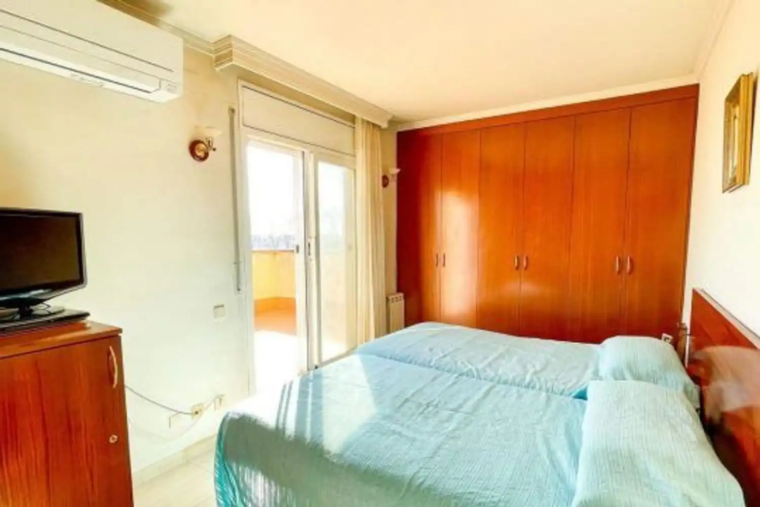 Bedroom of Flat for sale in Figueres  with Air Conditioner and Terrace