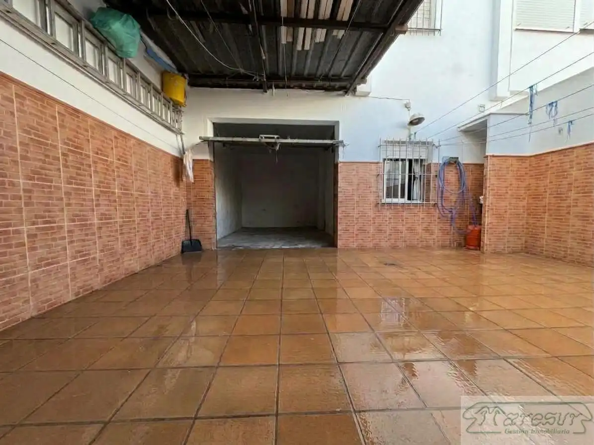 Vista exterior de Casa adosada en venta en La Pastora - La Estación