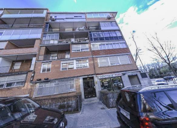 Piso en Venta en C/ Valmojado en Aluche