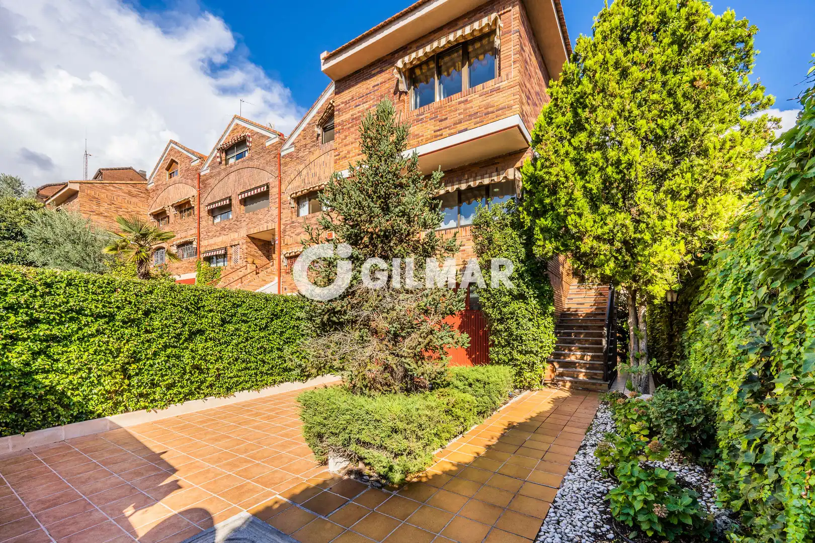 Jardí de Casa adosada en venda en Madrid amb Calefacció, Jardí privat i Piscina