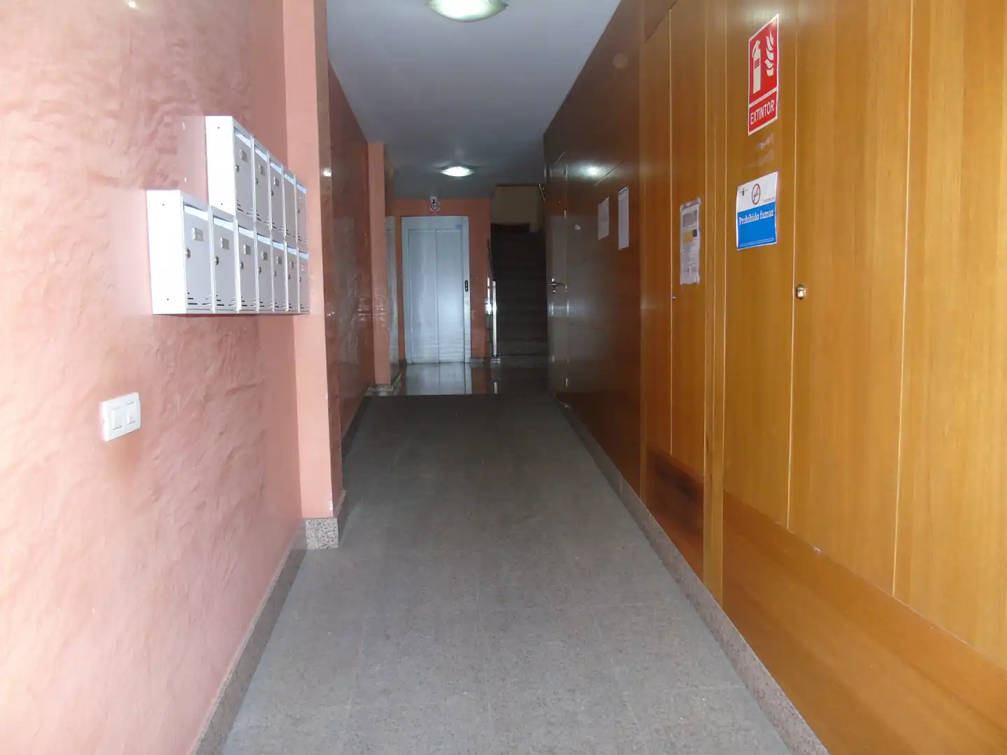 Flat for sale in Ceutí  with Air Conditioner, Heating and Storage room