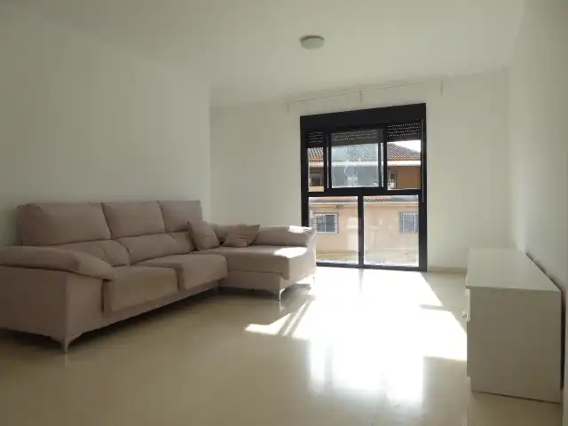 Sala de estar de Piso de alquiler en Estación de Cártama