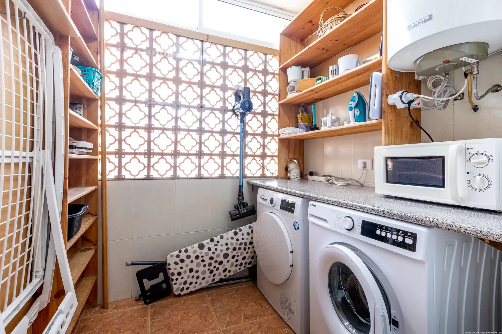 Kitchen of Apartments for rent in Candelaria  with Air Conditioner, Heating and Parquet flooring