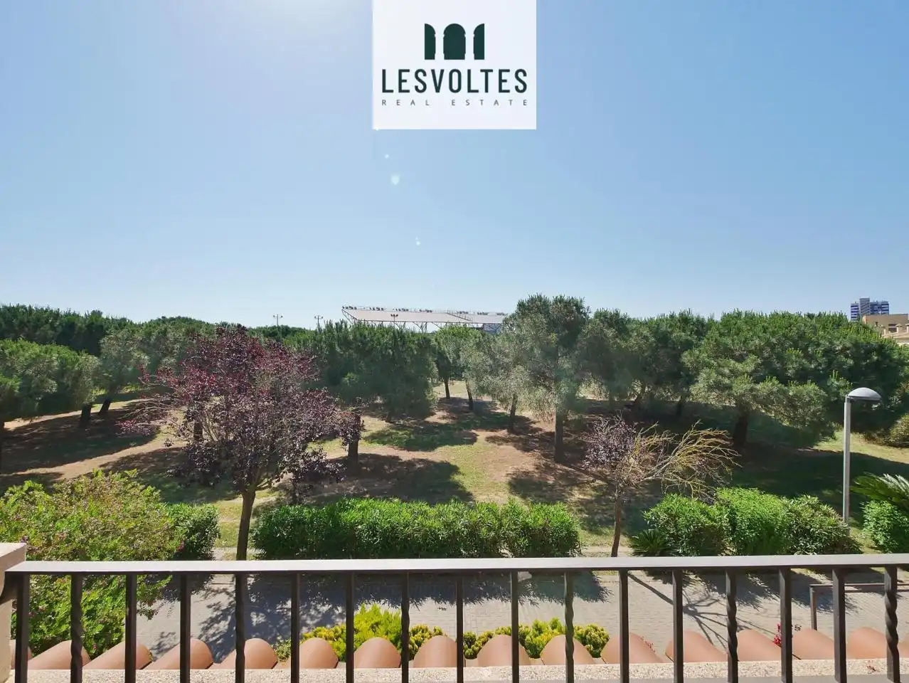 Houses for sale in Nàpols, Avinguda Catalunya