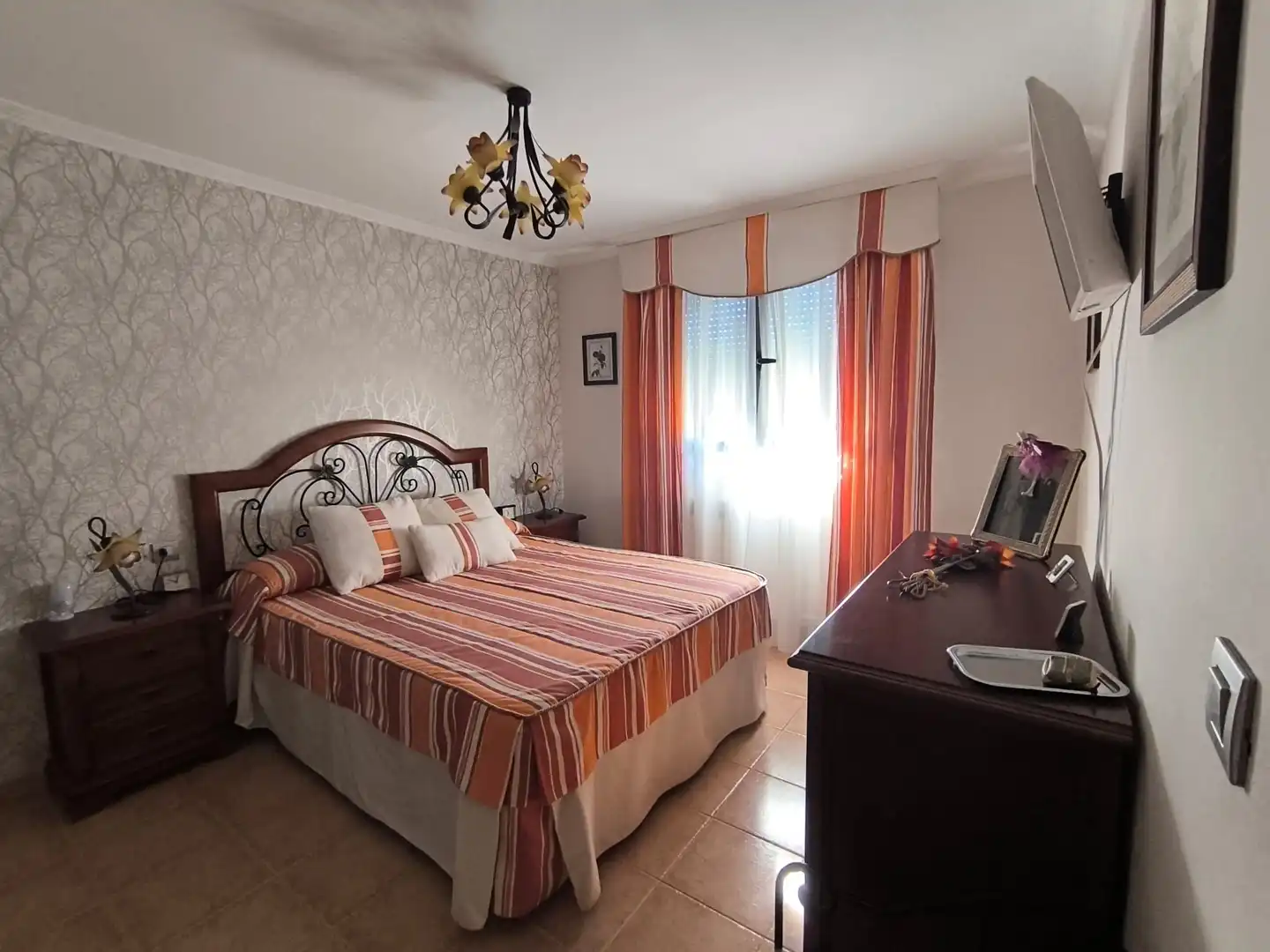 Bedroom of Houses for sale in Fresno de Río Tirón  with Heating, Private garden and Terrace