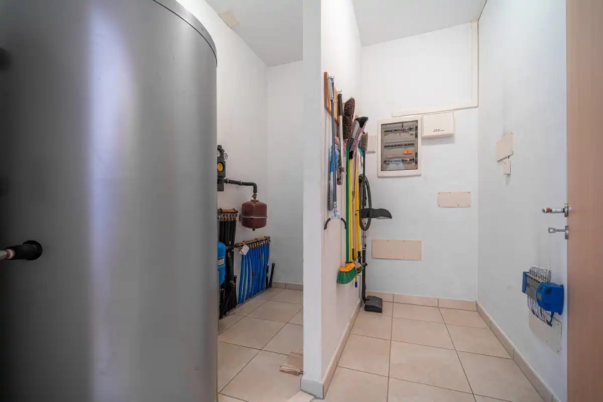 Villa mit Pool zum Verkauf in Avenida Benamara 15, imagen 15