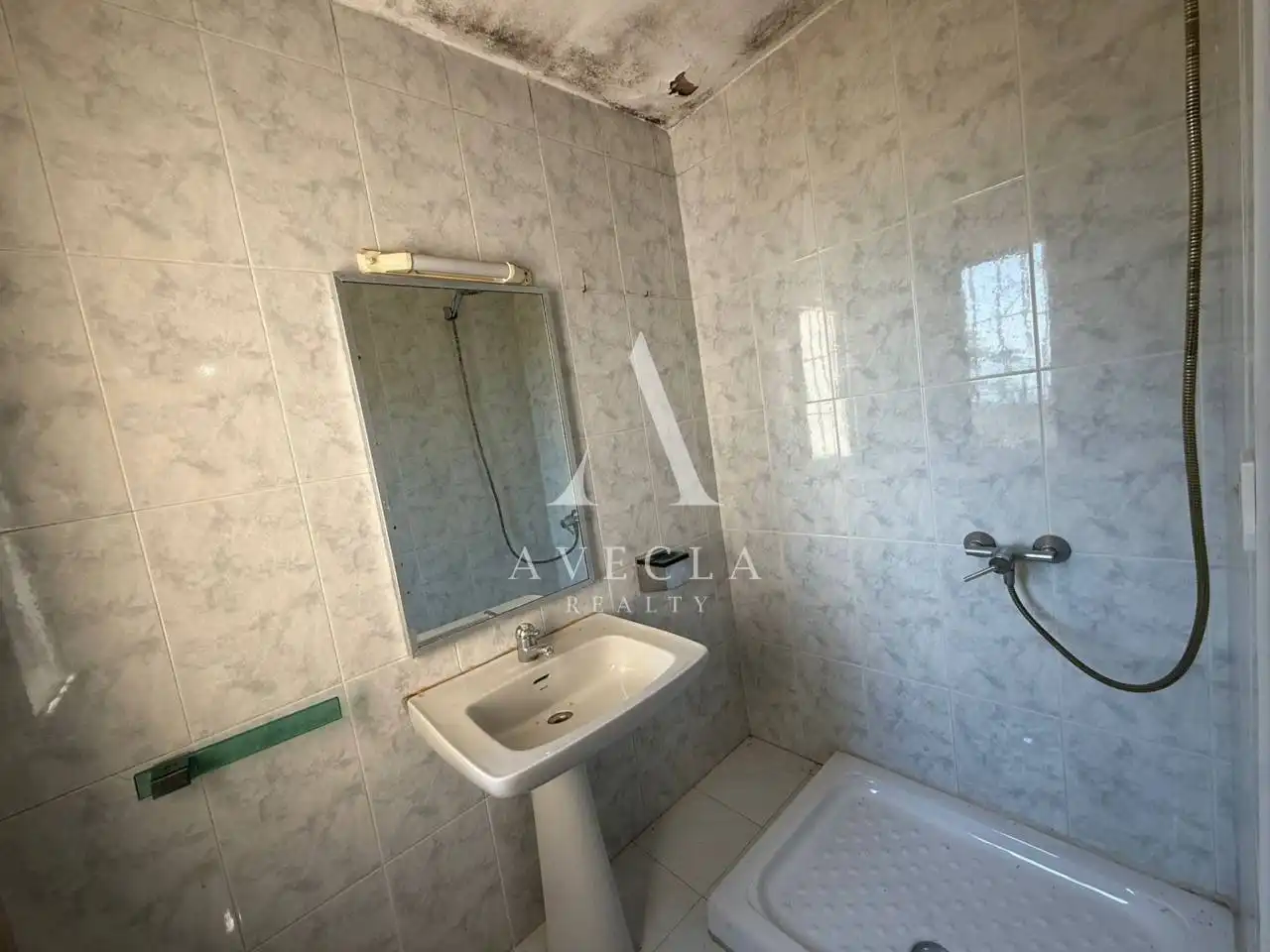 Bany de Casa o xalet en venda en Sant Cugat del Vallès amb Jardí privat i Piscina