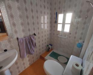 Bathroom of House or chalet for sale in Andavías