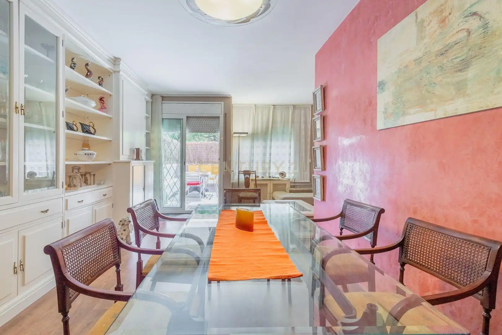 Comedor de Apartamento en venta en Sant Feliu de Llobregat con Trastero y Balcón