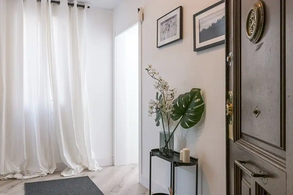 Flat for sale in Barcelona  with Air Conditioner and Heating