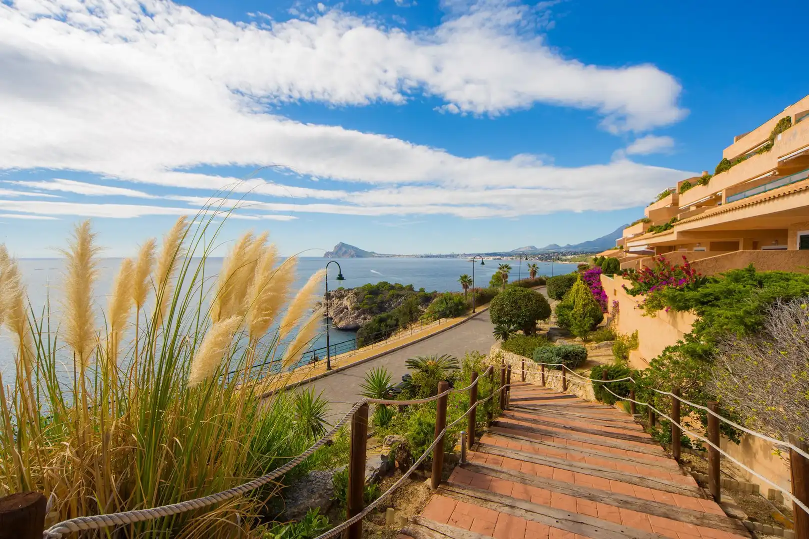 Außenansicht von Wohnungen zum Verkauf in Altea mit Klimaanlage, Terrasse und Abstellraum
