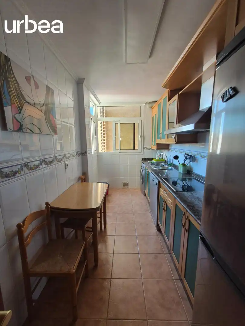 Cocina de Piso de alquiler en Málaga con Calefacción, Amueblado y Balcón