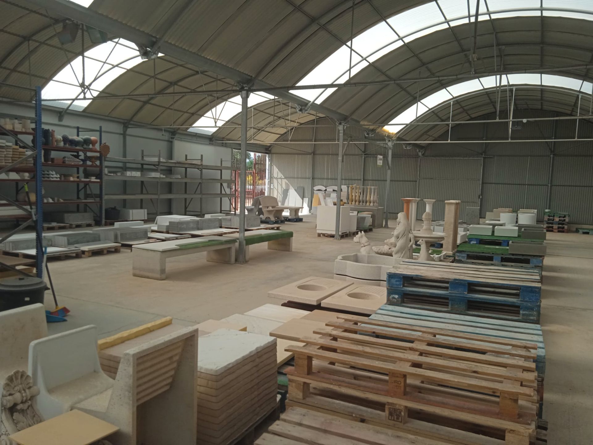 Industrial buildings for sale in Espartinas