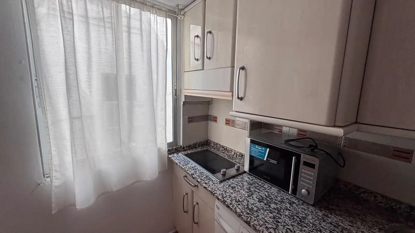 Cocina de Apartamento en venta en Zaragoza con Calefacción