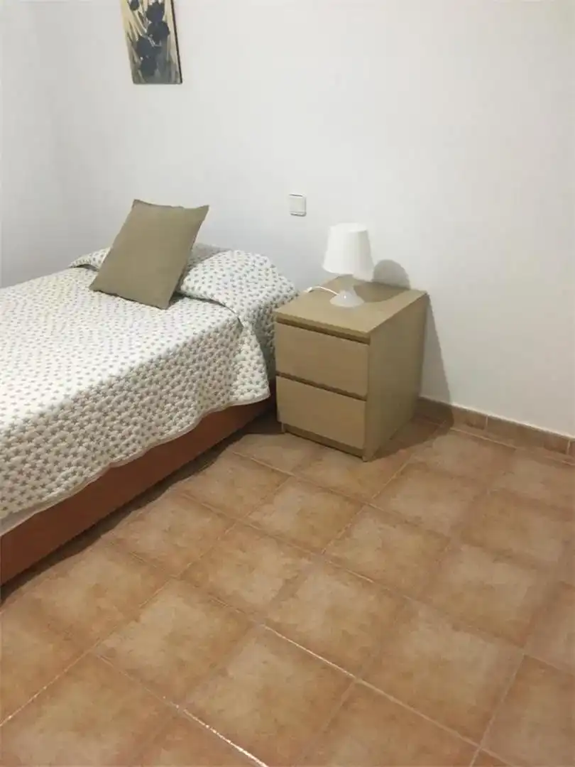 Dormitori de Casa adosada en venda en Arrecife amb Aire condicionat, Jardí privat i Traster