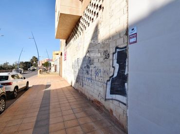 Local comercial de lloguer a CARRETERA NIJAR - ALQUIÁN