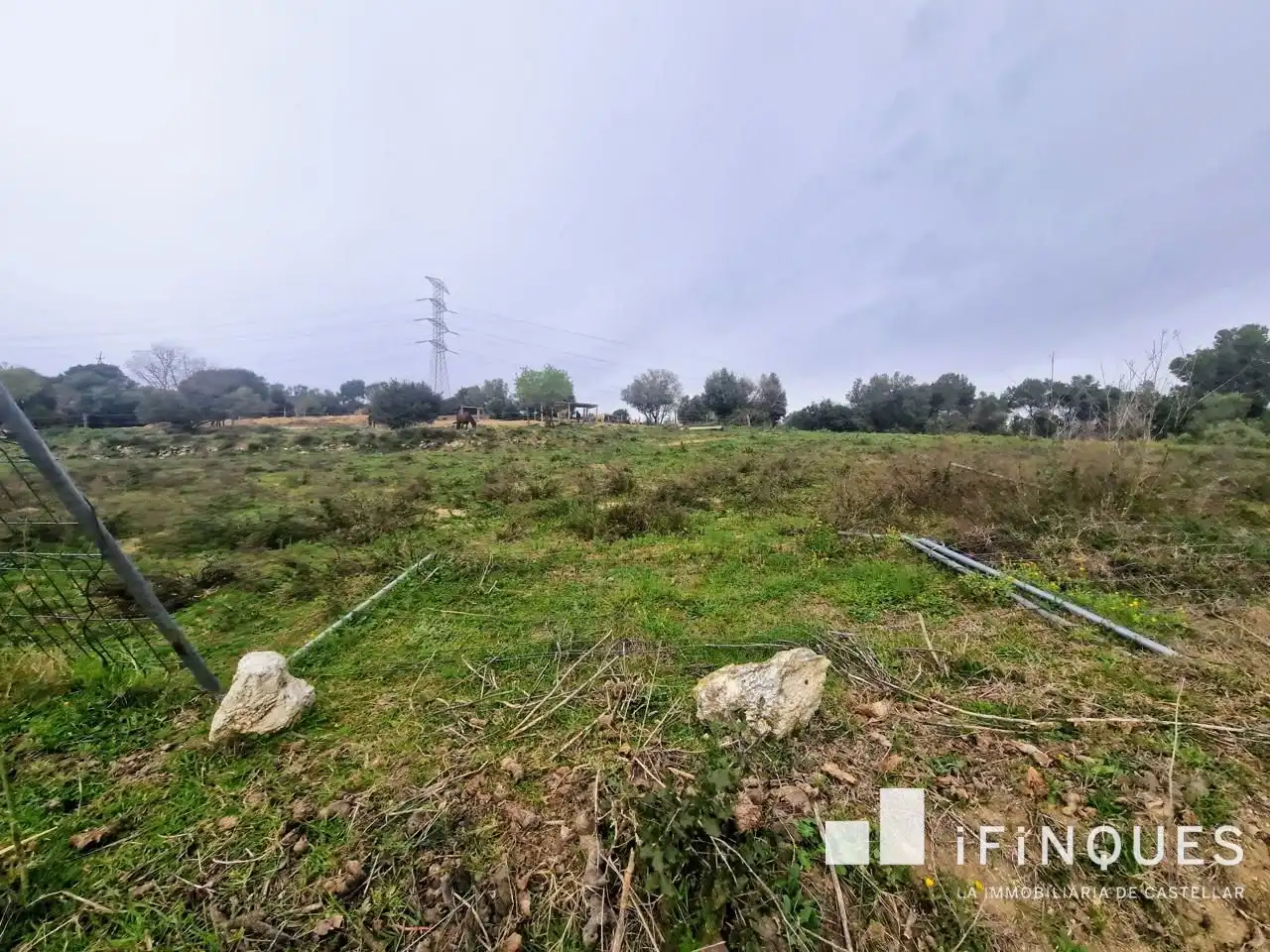 Land for sale in Castellar del Vallès