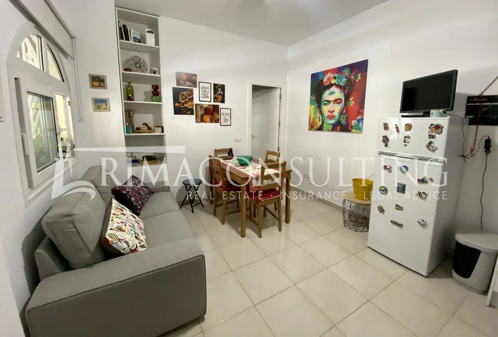 Erdgeschoss zum Verkauf in Marbella mit Klimaanlage, Privatgarten und Terrasse