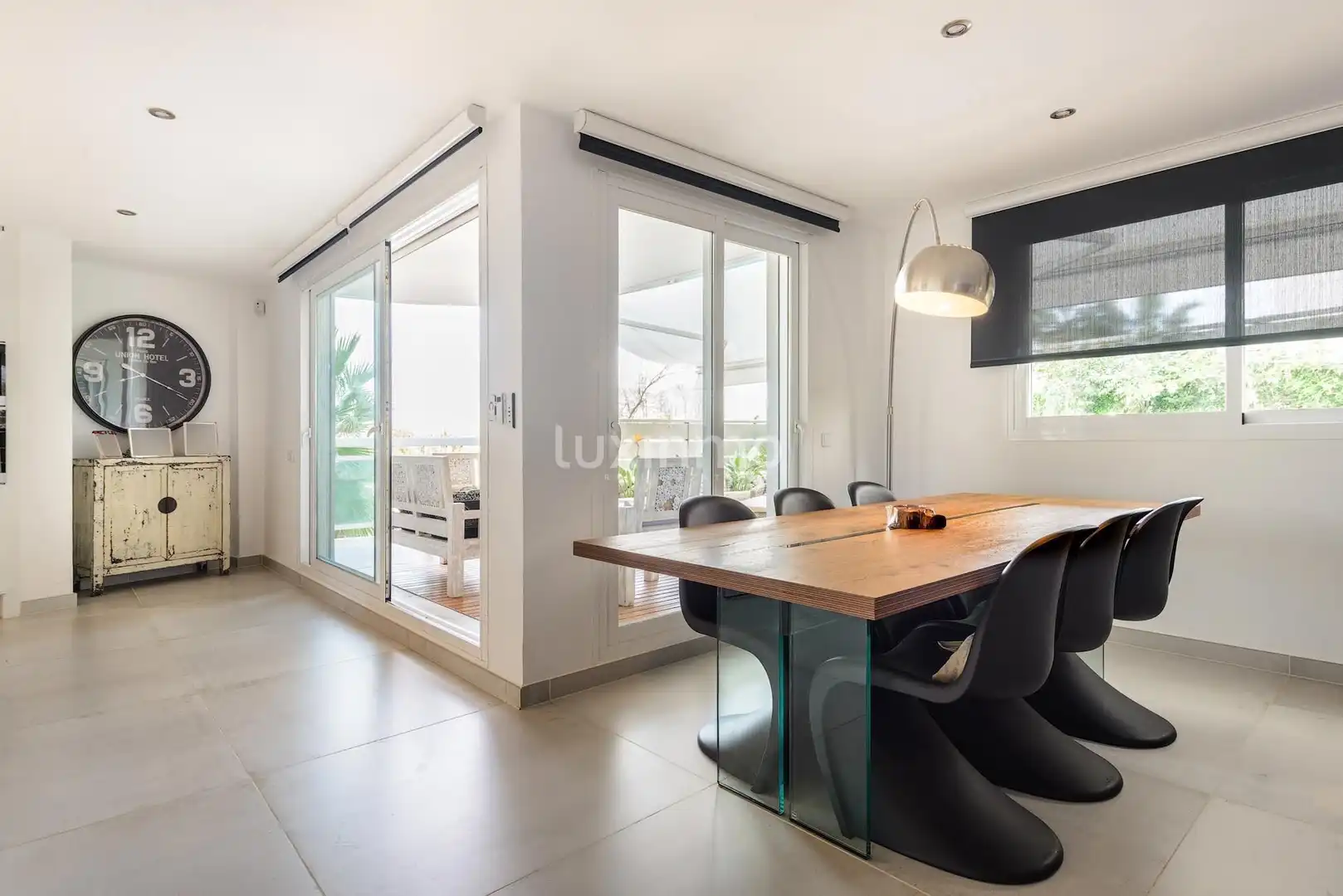Esszimmer von Erdgeschoss zum Verkauf in Eivissa mit Klimaanlage, Privatgarten und Terrasse