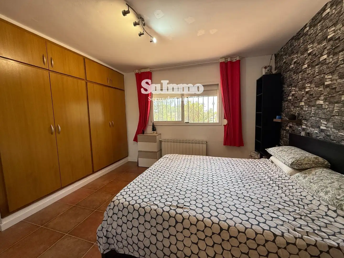 Houses for sale in Gessami, Valldemar - Montmar