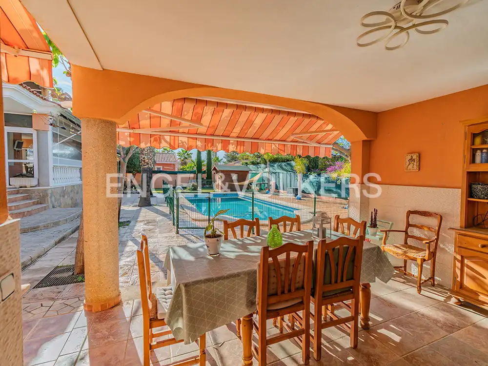 Terrace of Houses for sale in San Vicente del Raspeig / Sant Vicent del Raspeig  with Air Conditioner, Heating and Private garden