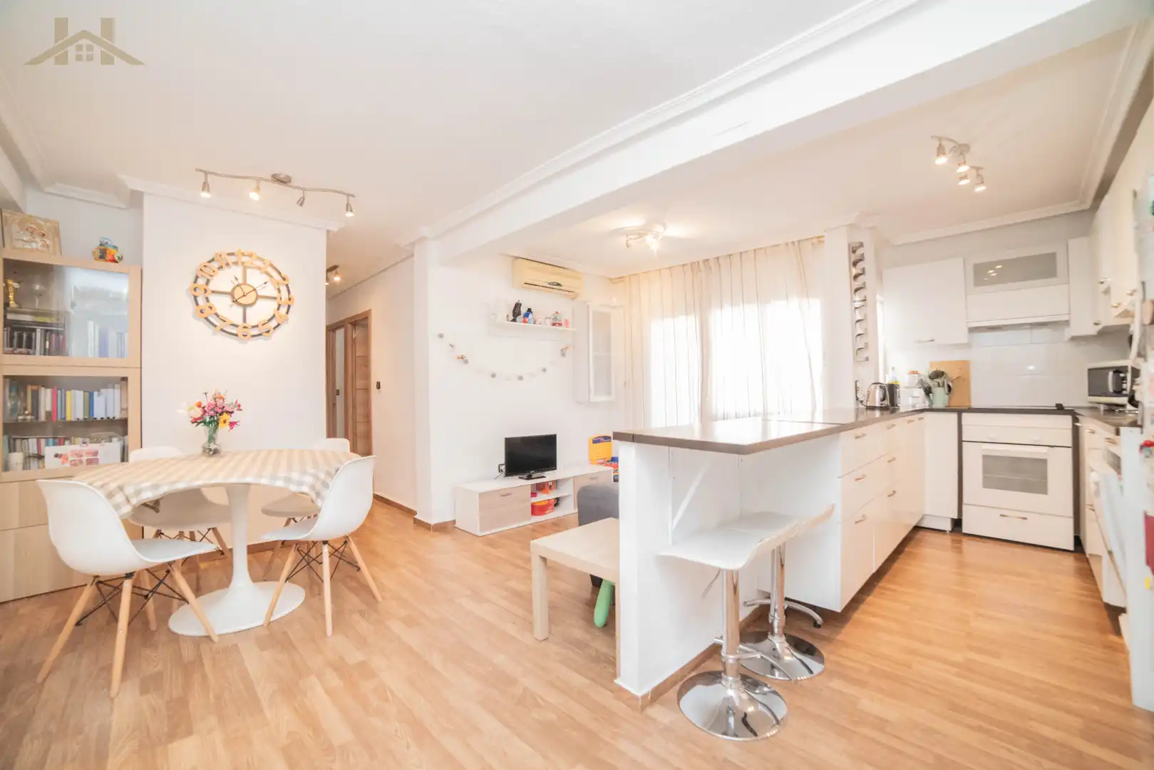 Habitación de Piso en venta en Móstoles con Aire acondicionado, Calefacción y Trastero