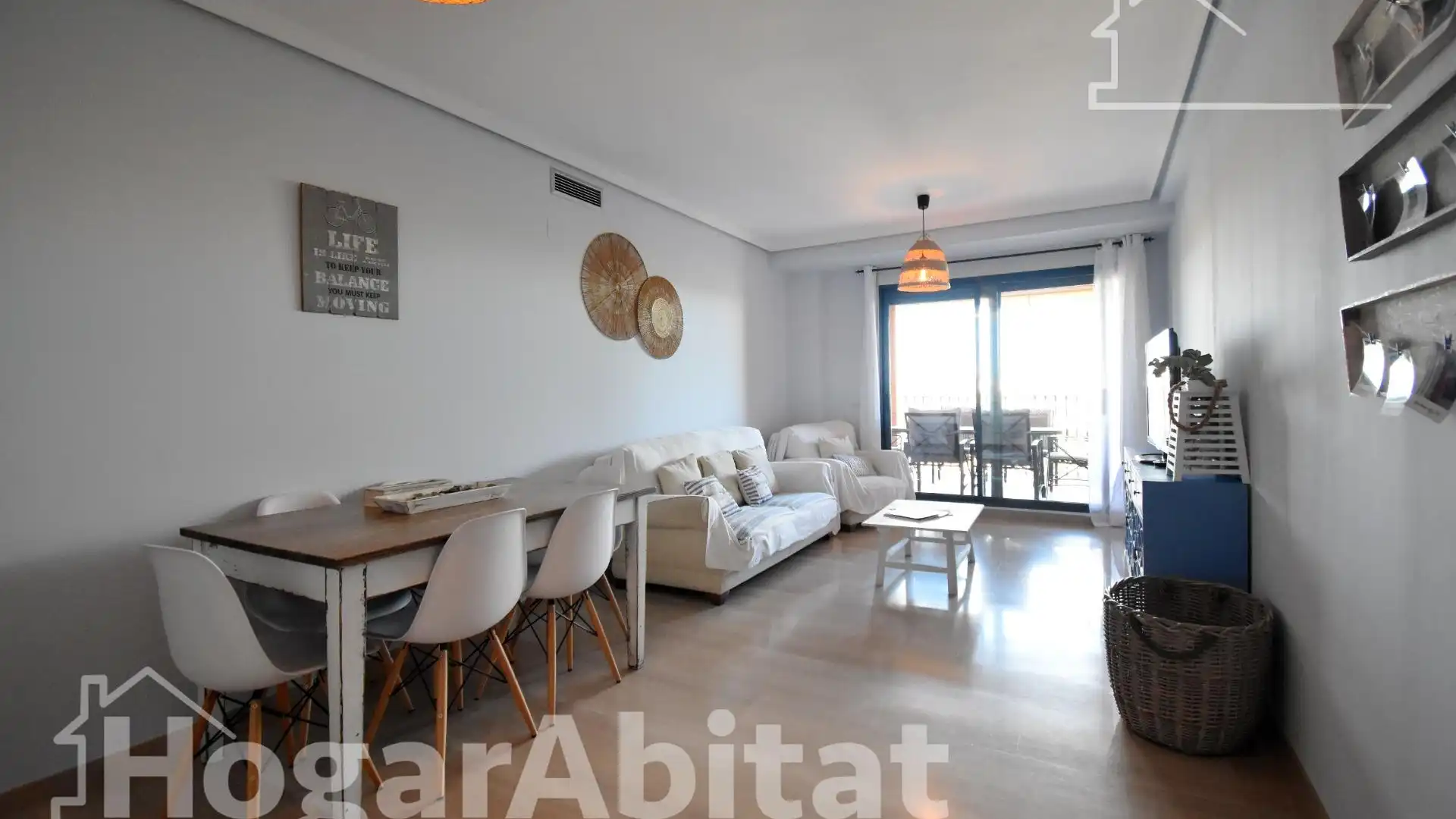 Sala de estar de Piso en venta en Dénia con Jardín privado, Terraza y Amueblado