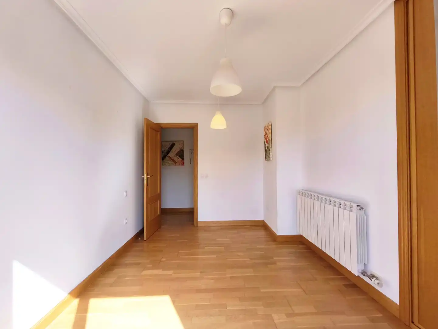 Habitación de Piso en venta en  Logroño con Aire acondicionado, Jardín privado y Parquet