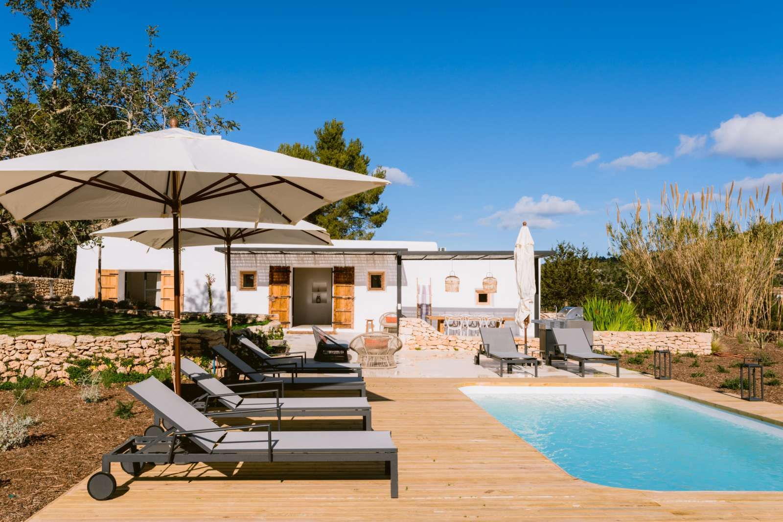Garden of Apartment to share in Sant Joan de Labritja  with Air Conditioner, Heating and Terrace