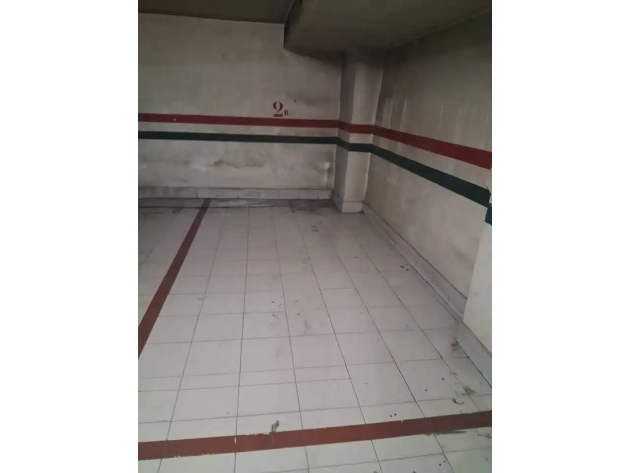 Aparcamiento en venta en Calle Santiago Rusiñol 5, imagen 4