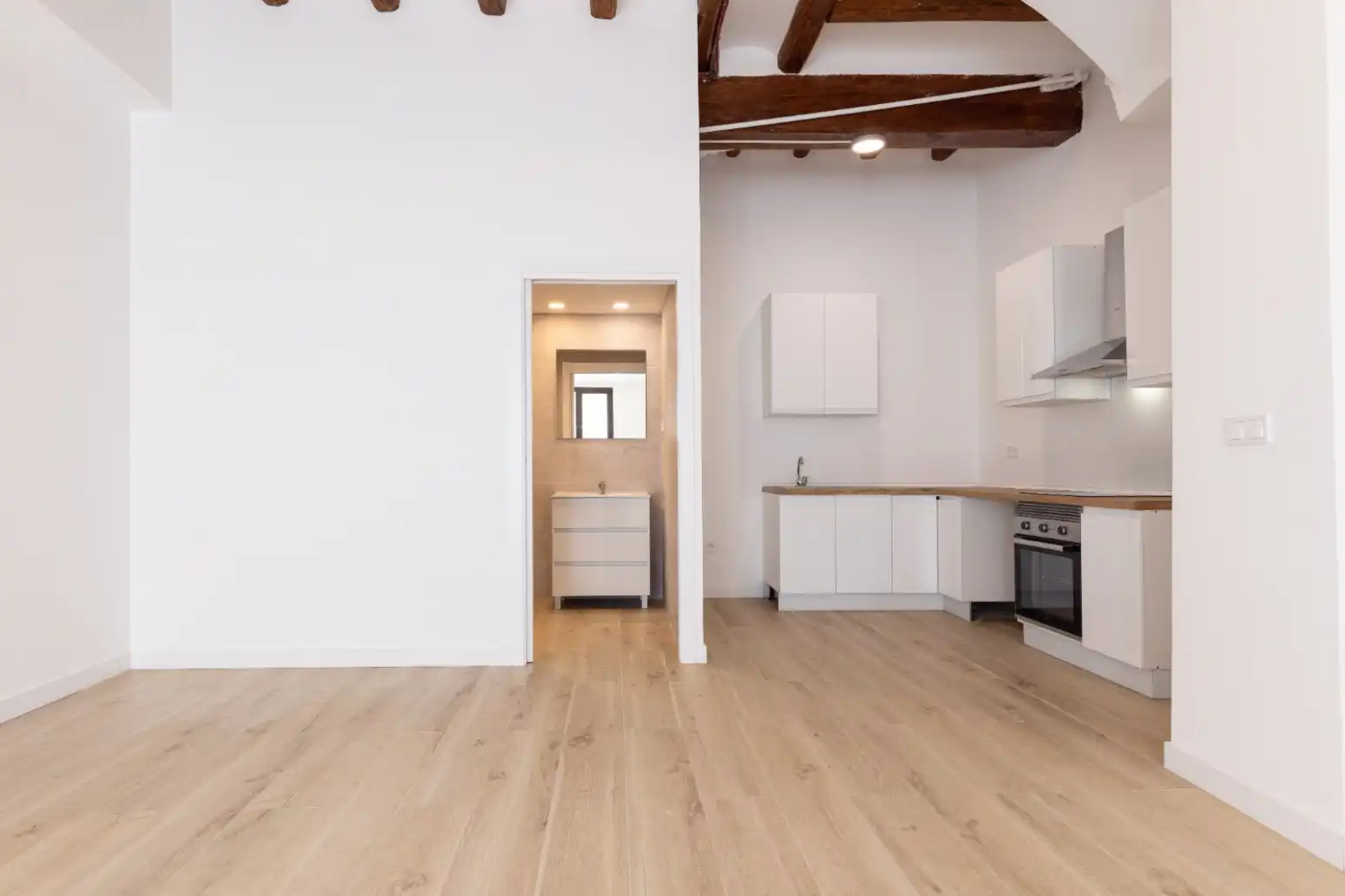 Kitchen of Buildings for sale in Reus