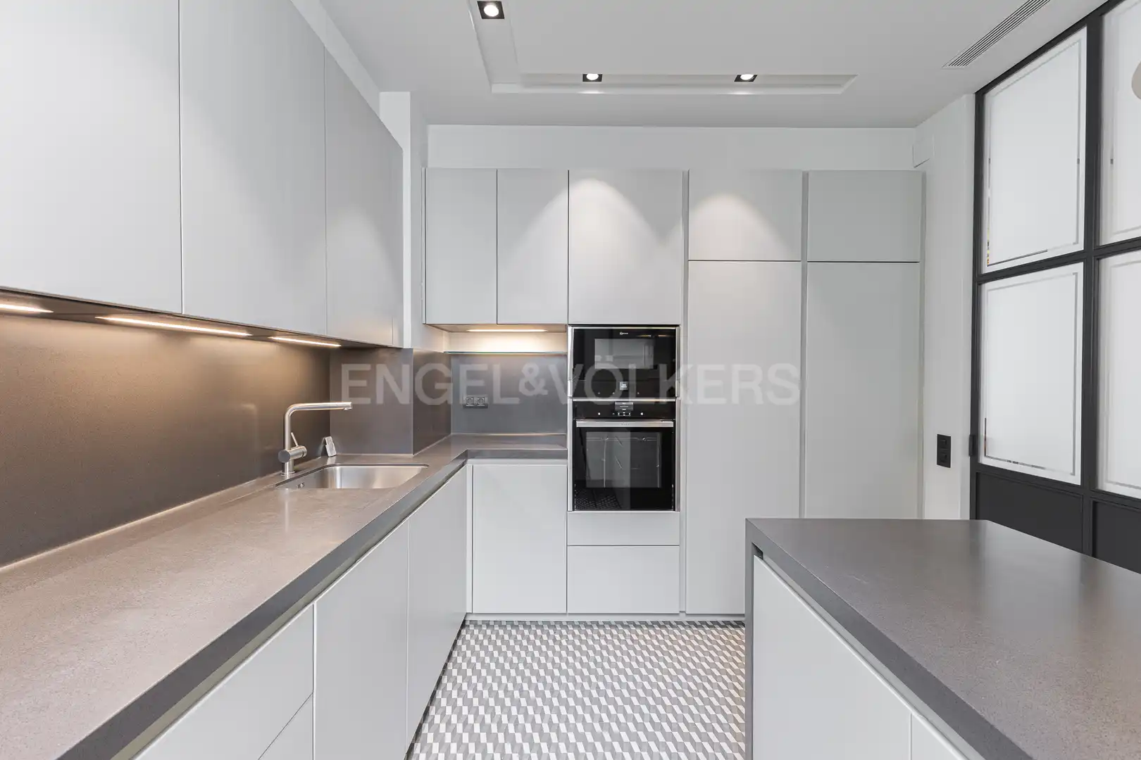 Flat with terrace to rent in Eixample, imagen 27