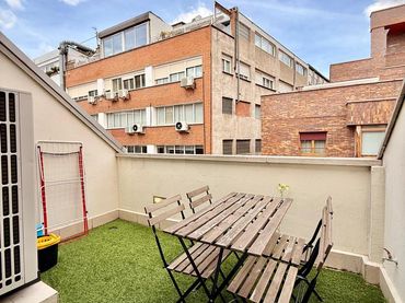 Attico con balcone in vendita a Barrio de Salamanca